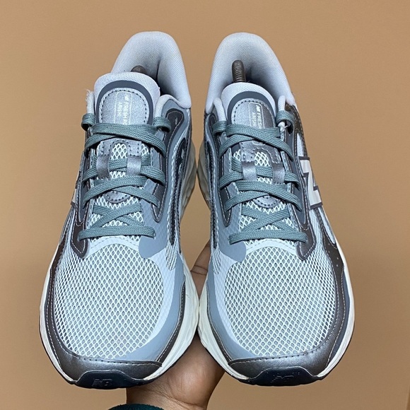 New Balance Fresh Foam Arishi V4 Tiralux “Grey Matter” Size 11.5 main image 16
